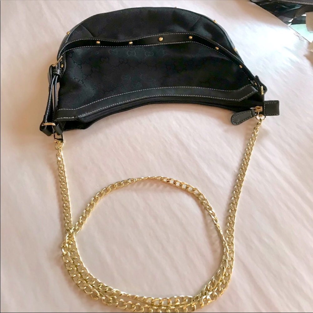 Vintage Replica GG 90’s slouch bag with added gold strap